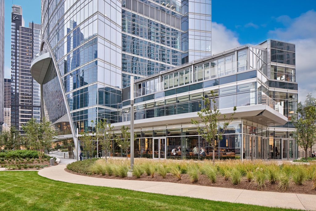 River Point in Chicago kicks off construction on a spectacular retractable-roofed restaurant featured image