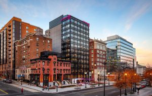 Retractable Roofs for Hotels: Turning Rooftop Bars into Destination Amenities 3 moxy 12