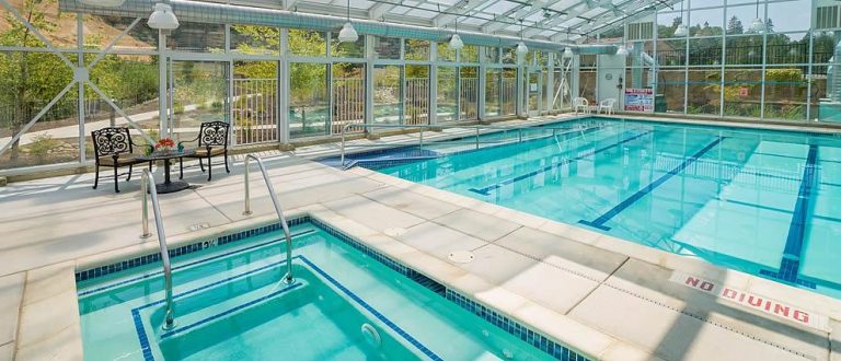 swimming pool enclosure