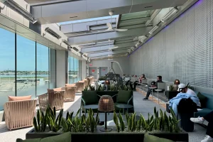 Delta Sky Club LaGuardia LGA Expansion 44.jpg